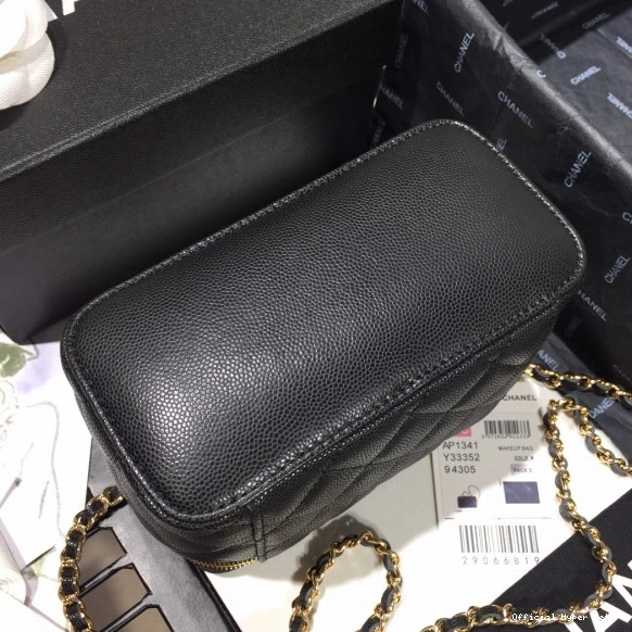 HyperPeter VANITY CHANEL CASE 0722